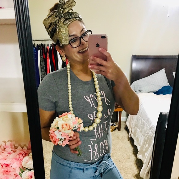 Stop and sip the Rose T-shirt - Picture 2 of 2